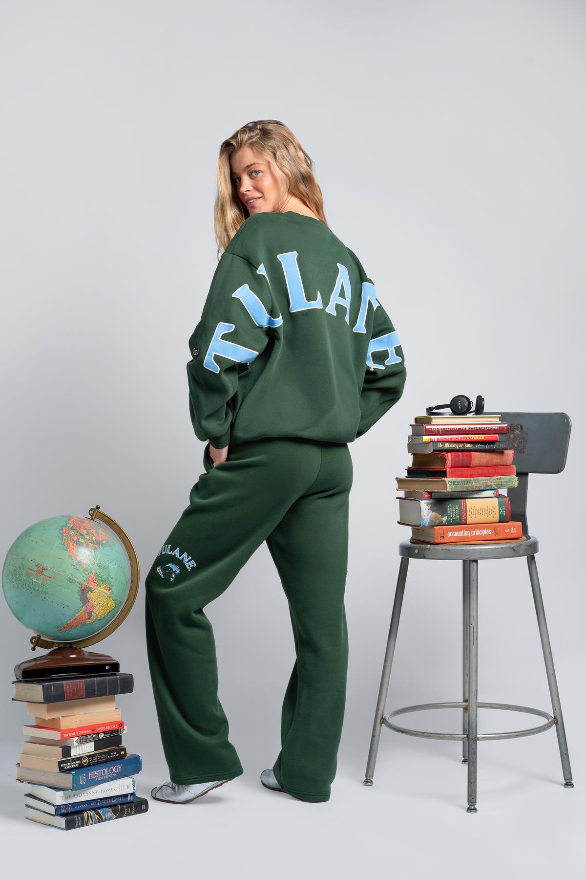 SWEATPANTS