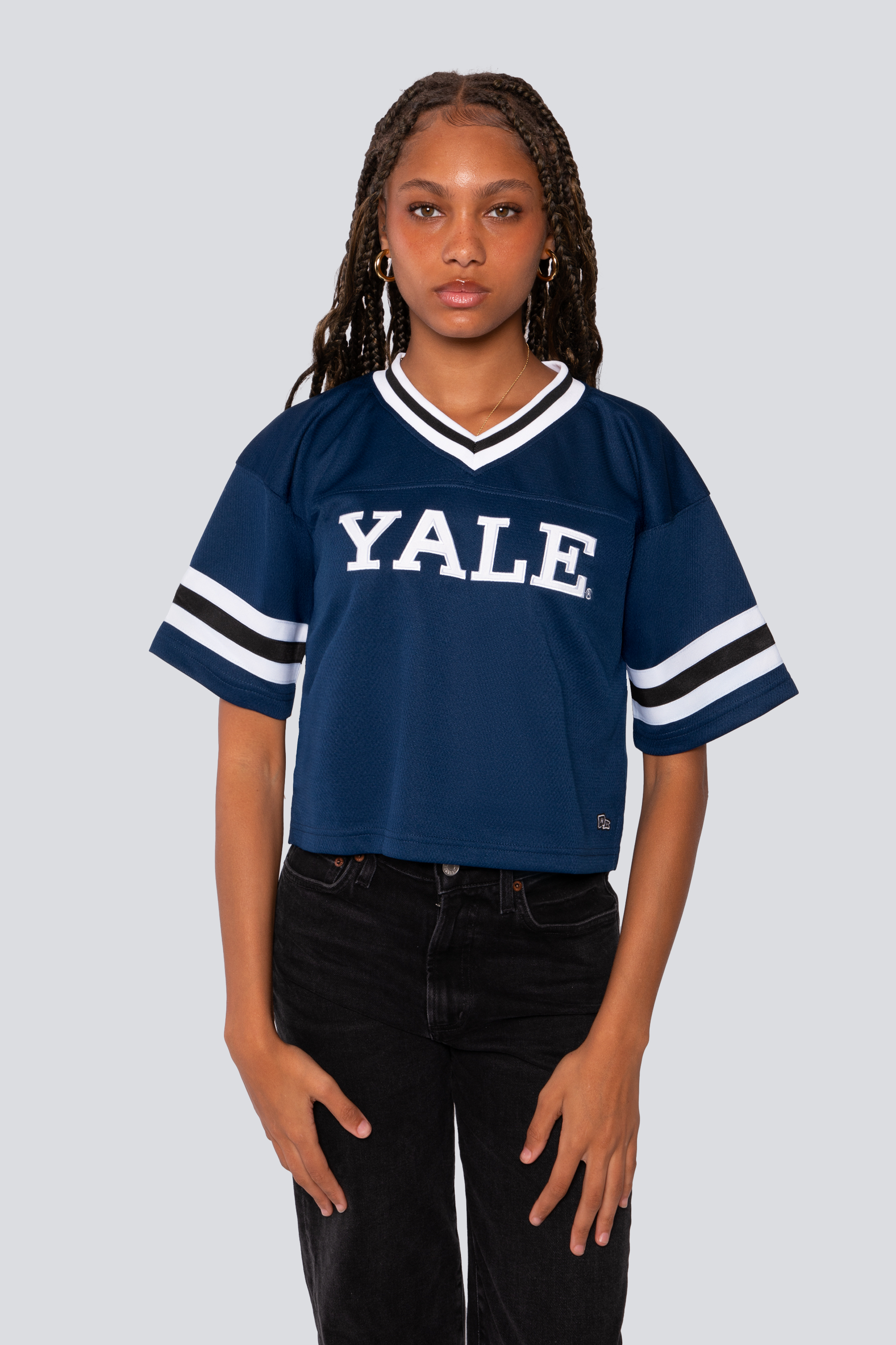 ☆YALE☆ UNIVERSITY DAN TSHIRT BLACK BLUE YD01SS1013BK / YE MUSINSA | YALE UNIVERSITY DAN T-SHIRT BLACK / BLUE