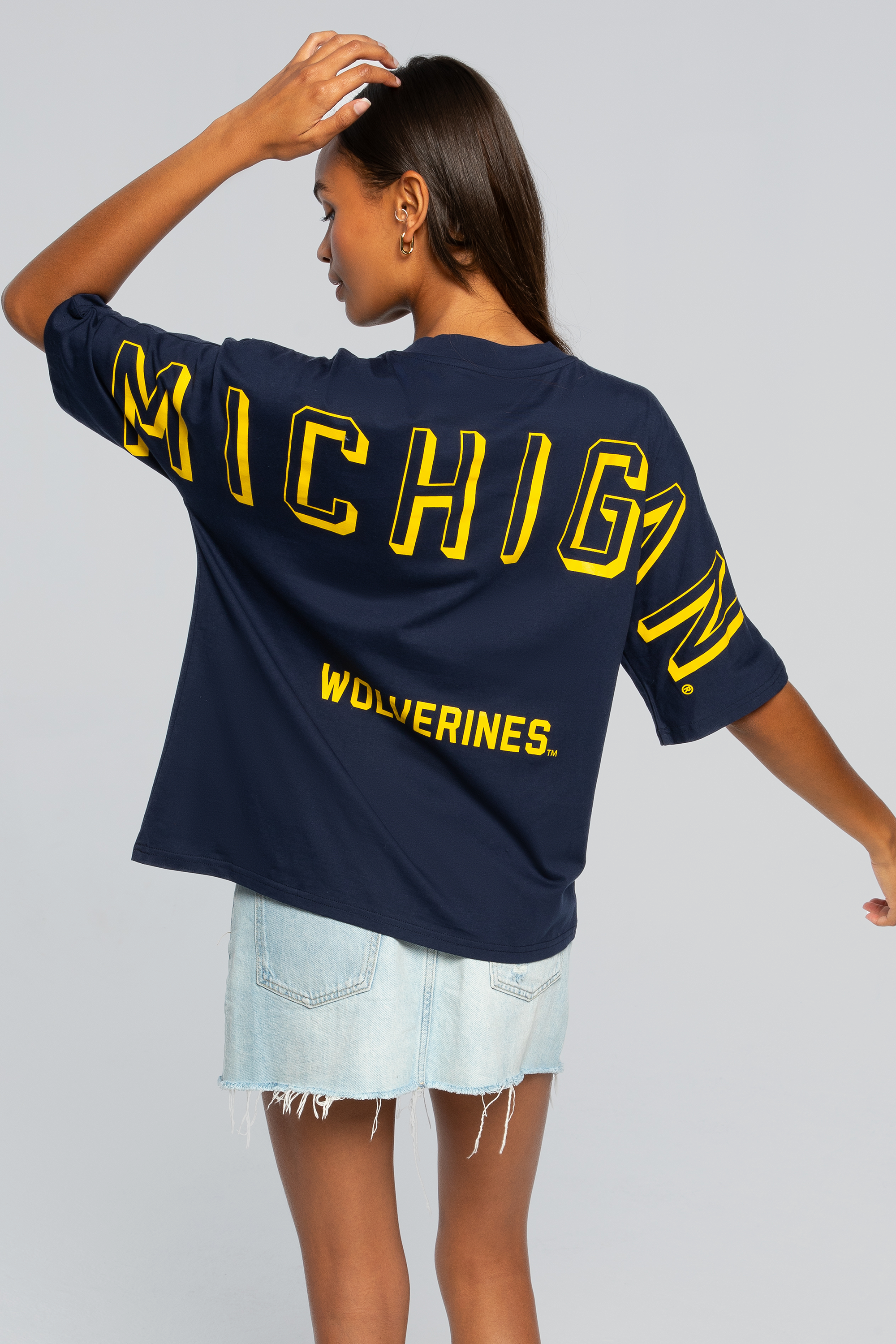 MICHIGAN 12 ネイビーフットボールシャツ Valiant University of