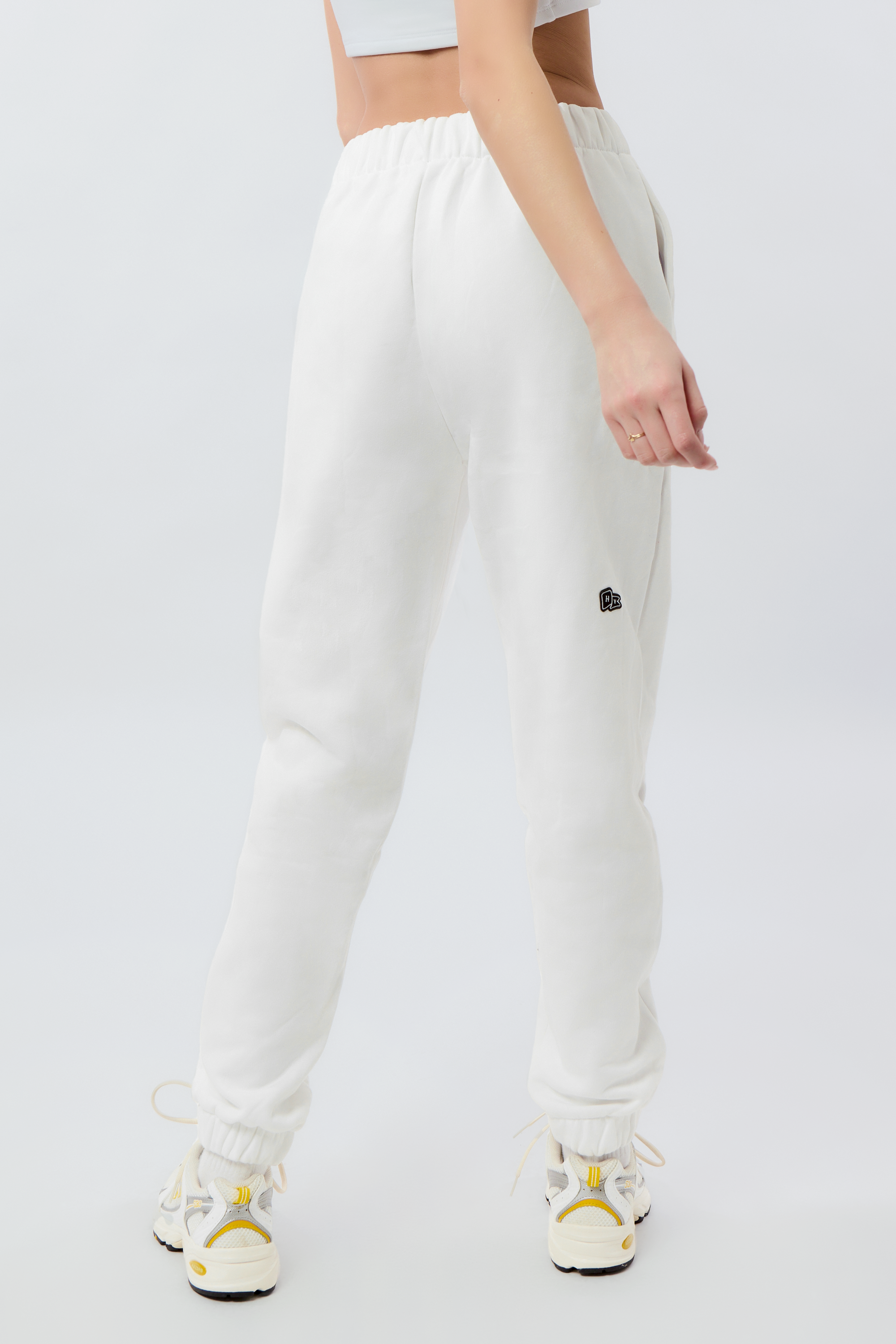 BRISTOL ARCH LOGO SWEAT RIBBED PANTS S 白 BRISTOL ARCH LOGO SWEAT RIBBED PANTS S 白