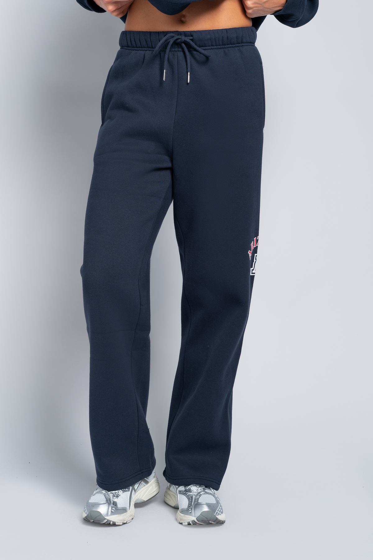 Arizona Classic Straight Leg Pants