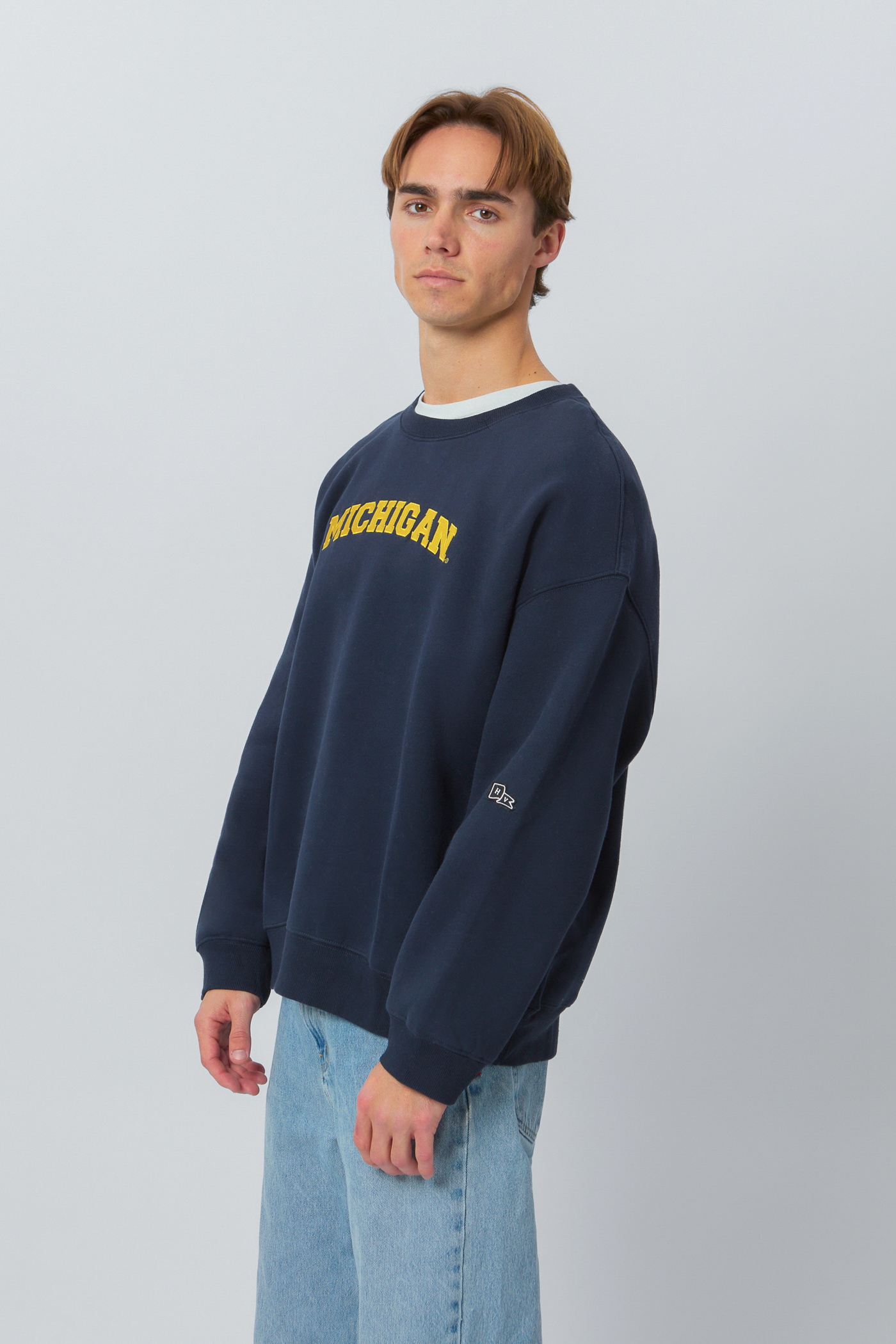 Michigan State Vネックスウェット 黒 University of Michigan Offside Crewneck